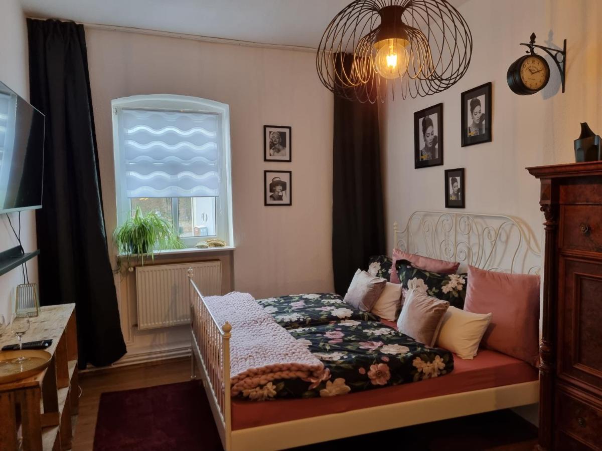 Gigi'S Ferienwohnung Nr. 1 オシャースレーベン エクステリア 写真